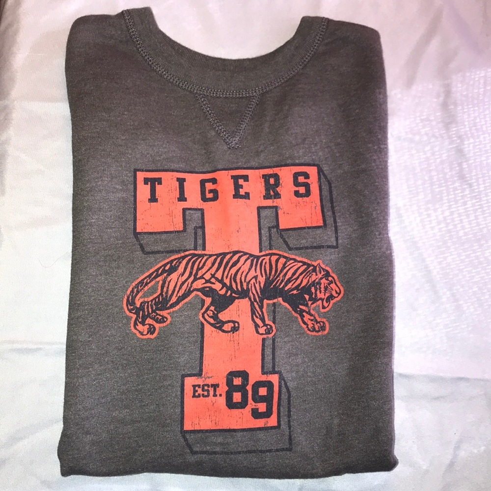 The Children’s Place sweatshirt